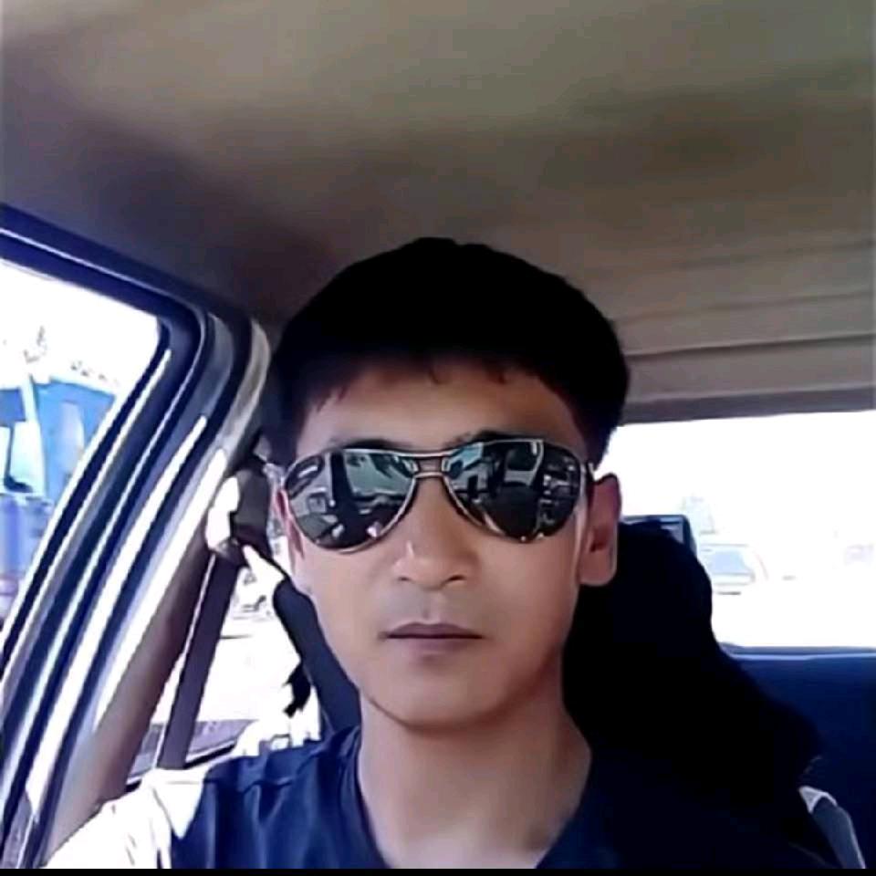 飝飝