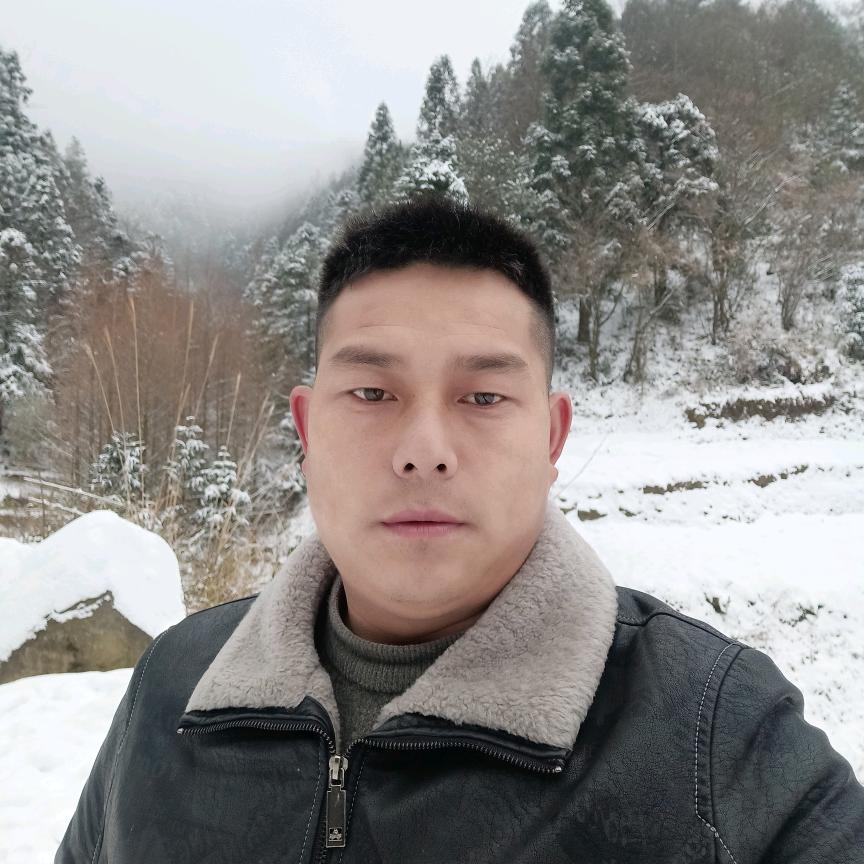 半夜带来惊喜。晚上9:30开直播。