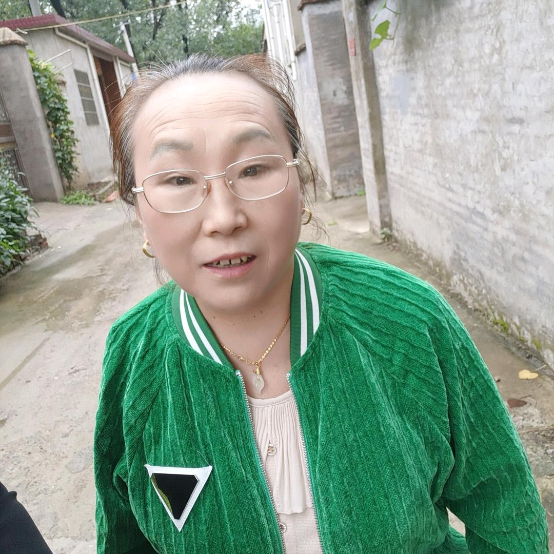 李侠