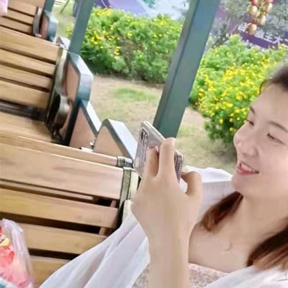 四川小龙女
