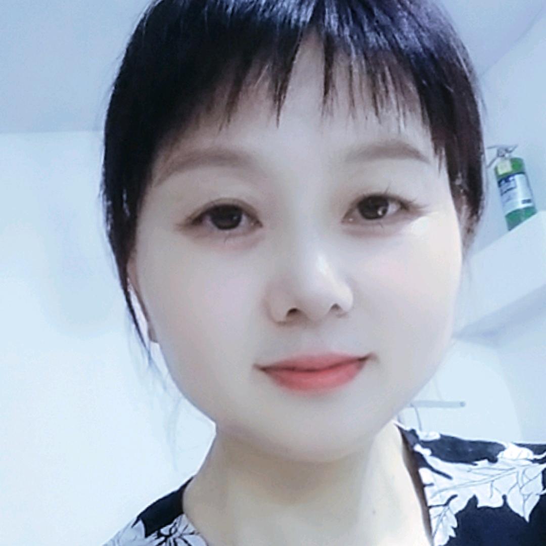 红玫幽香空调服