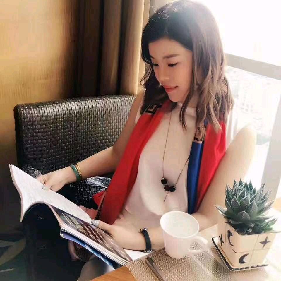 崔洁在跑
