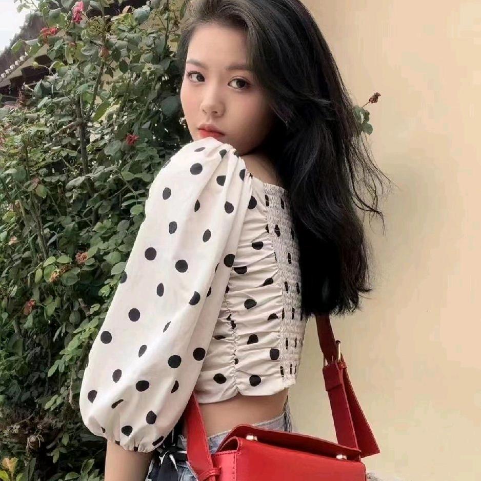 万海装卸有限公司.