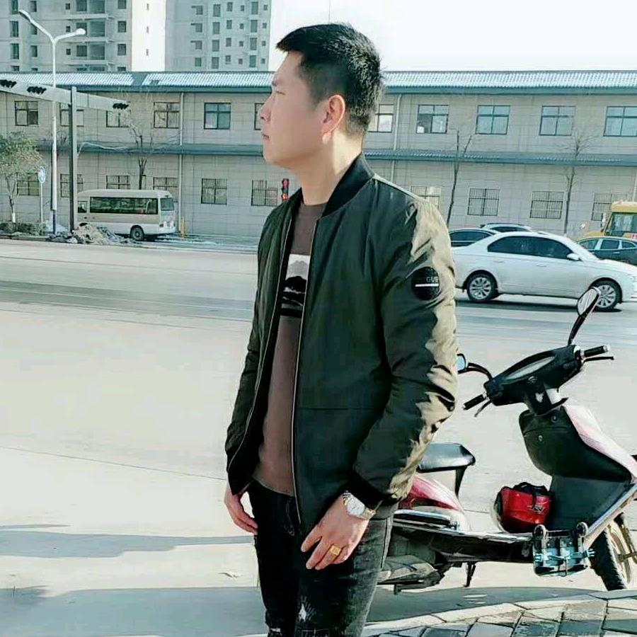 西安鸿瑞祥居装饰（全屋定制）