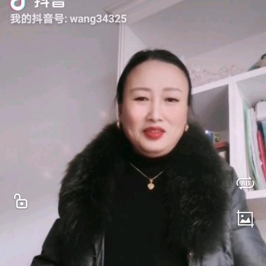 王e：｝