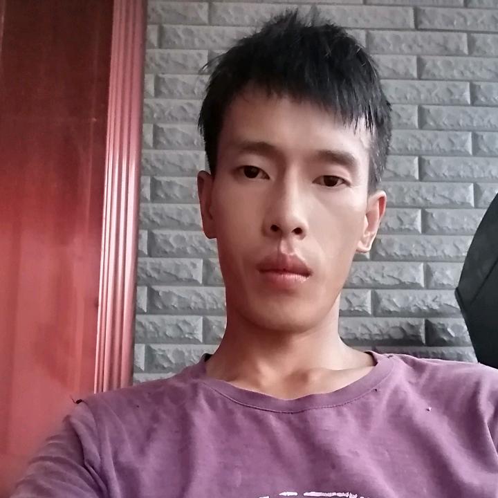 代彬泥木工团队-邓伟