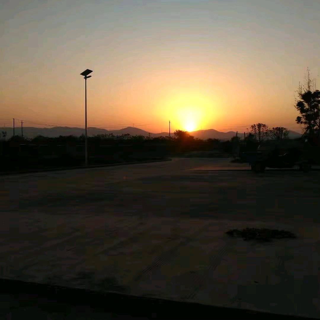 ☞☜