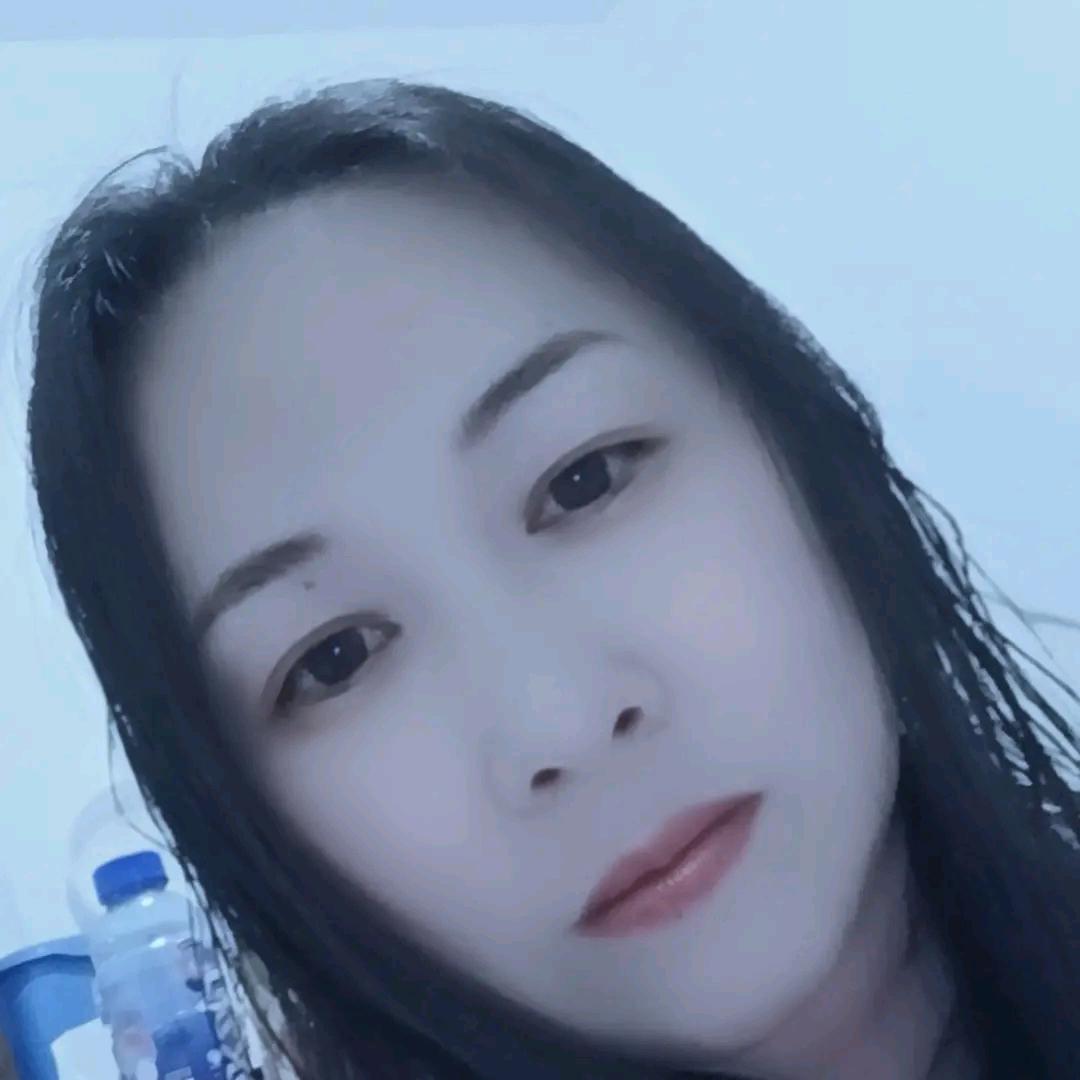 没文化的乡村姑娘