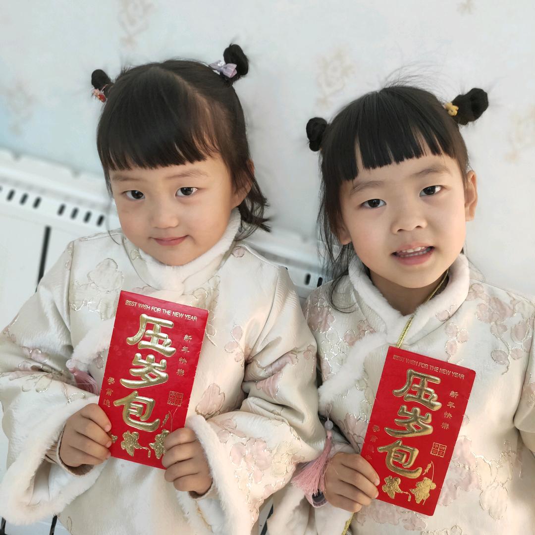 就想做个憨憨