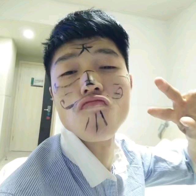 半川山石锅鱼·肥肠鱼官方号