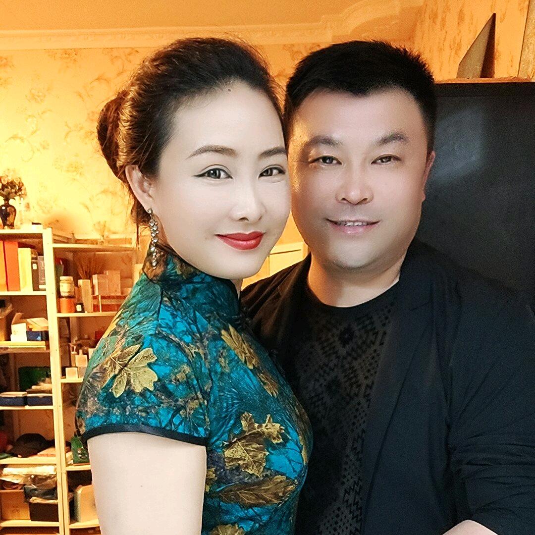 硬汉筱跟班