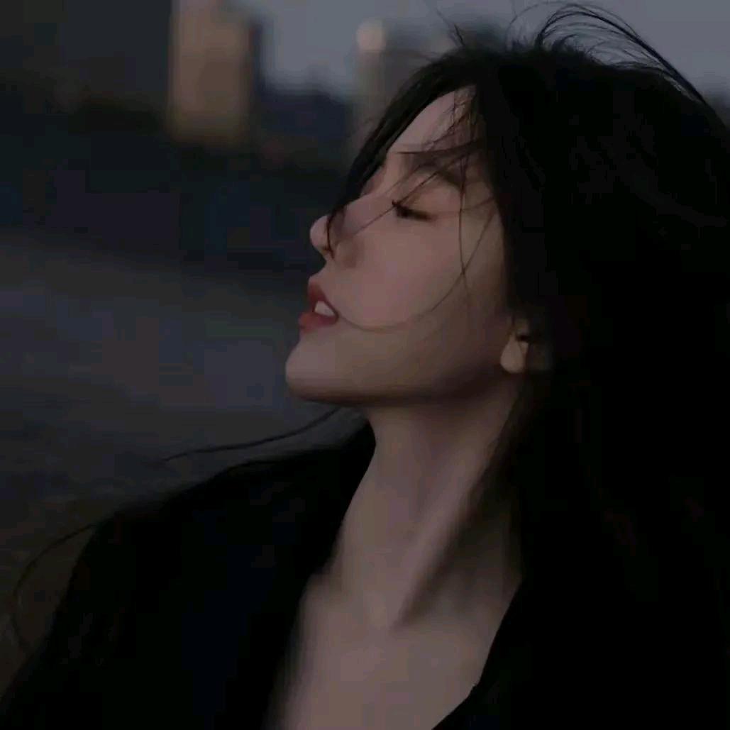 ～天青色.等烟雨～