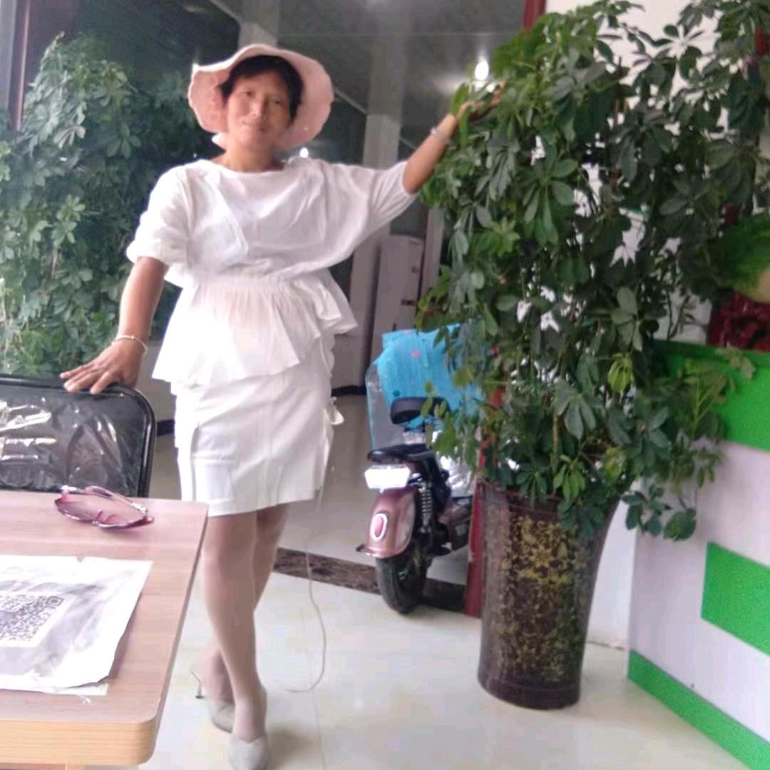 艳子。。。