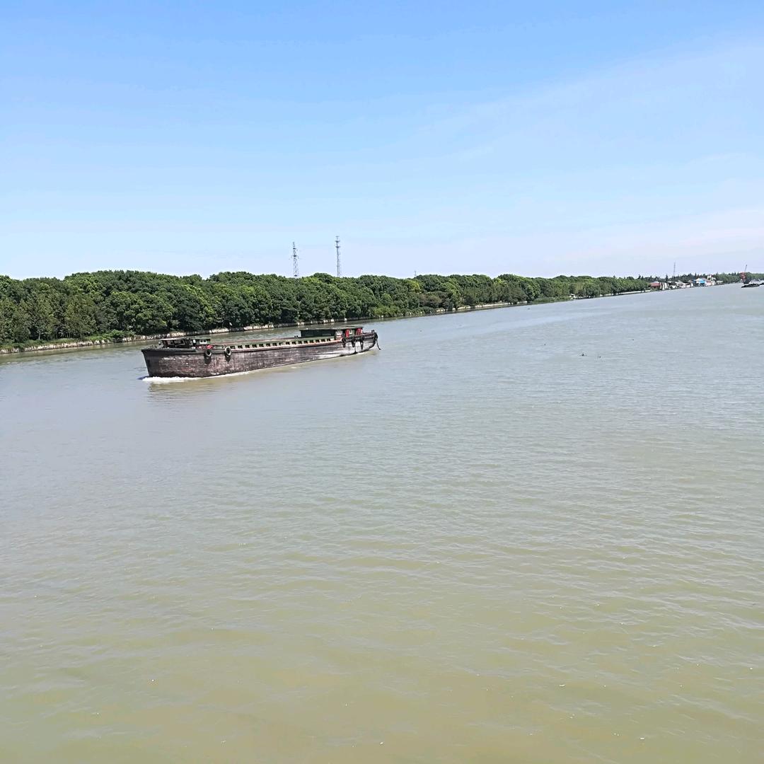 (๑•́ωก̀๑)七月的风八月的你థ౪థ