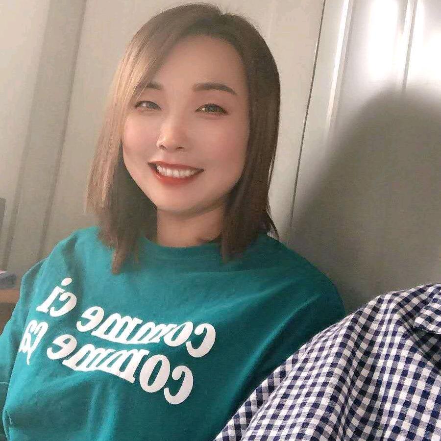 琼琼呀🌻