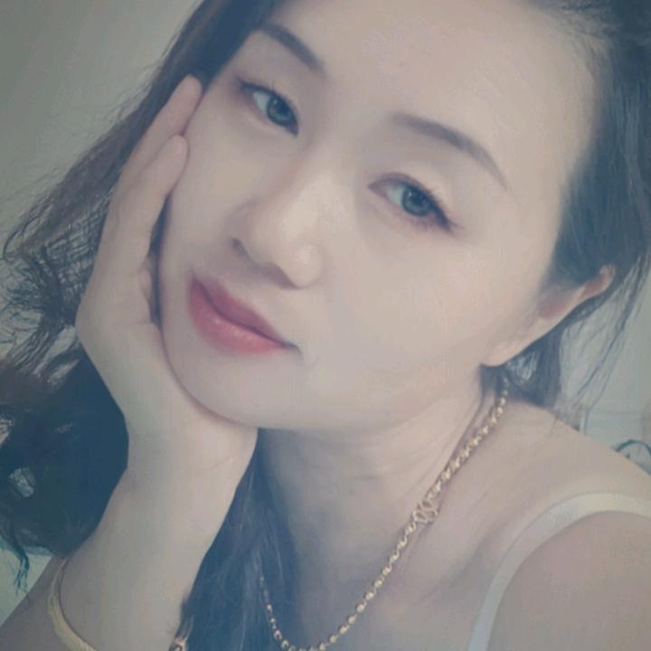 寒梅飘雪