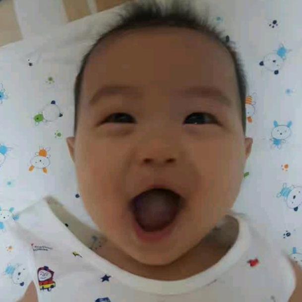 毓哲与怦怦