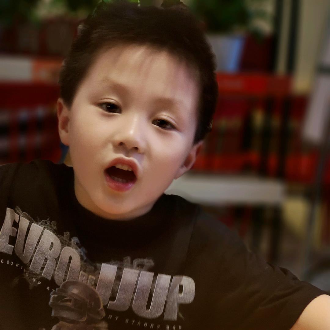 晴慕瑾伊美滋蛋糕店