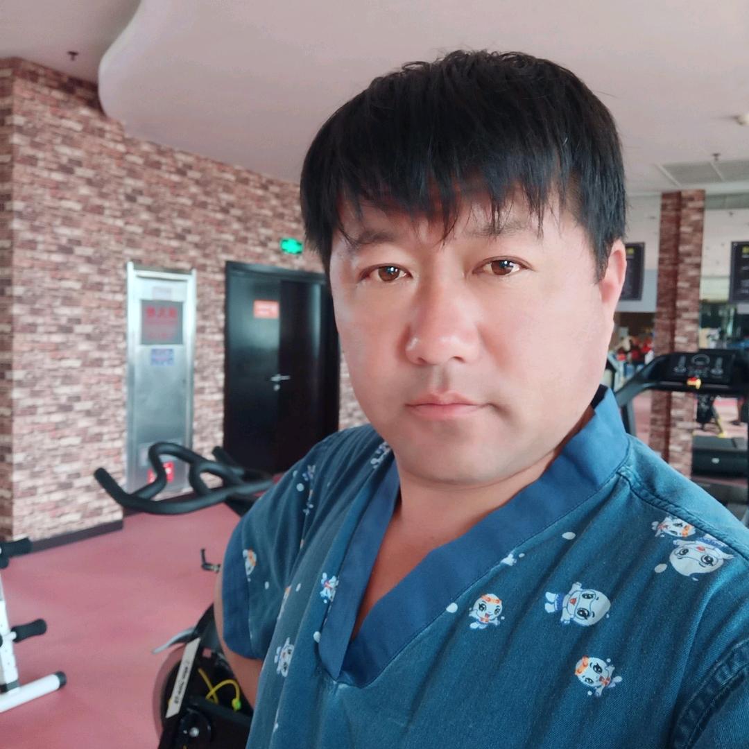 杨宇