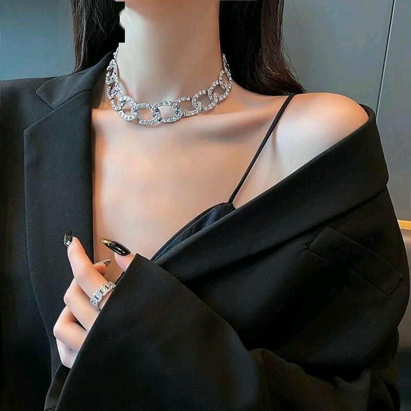 关关