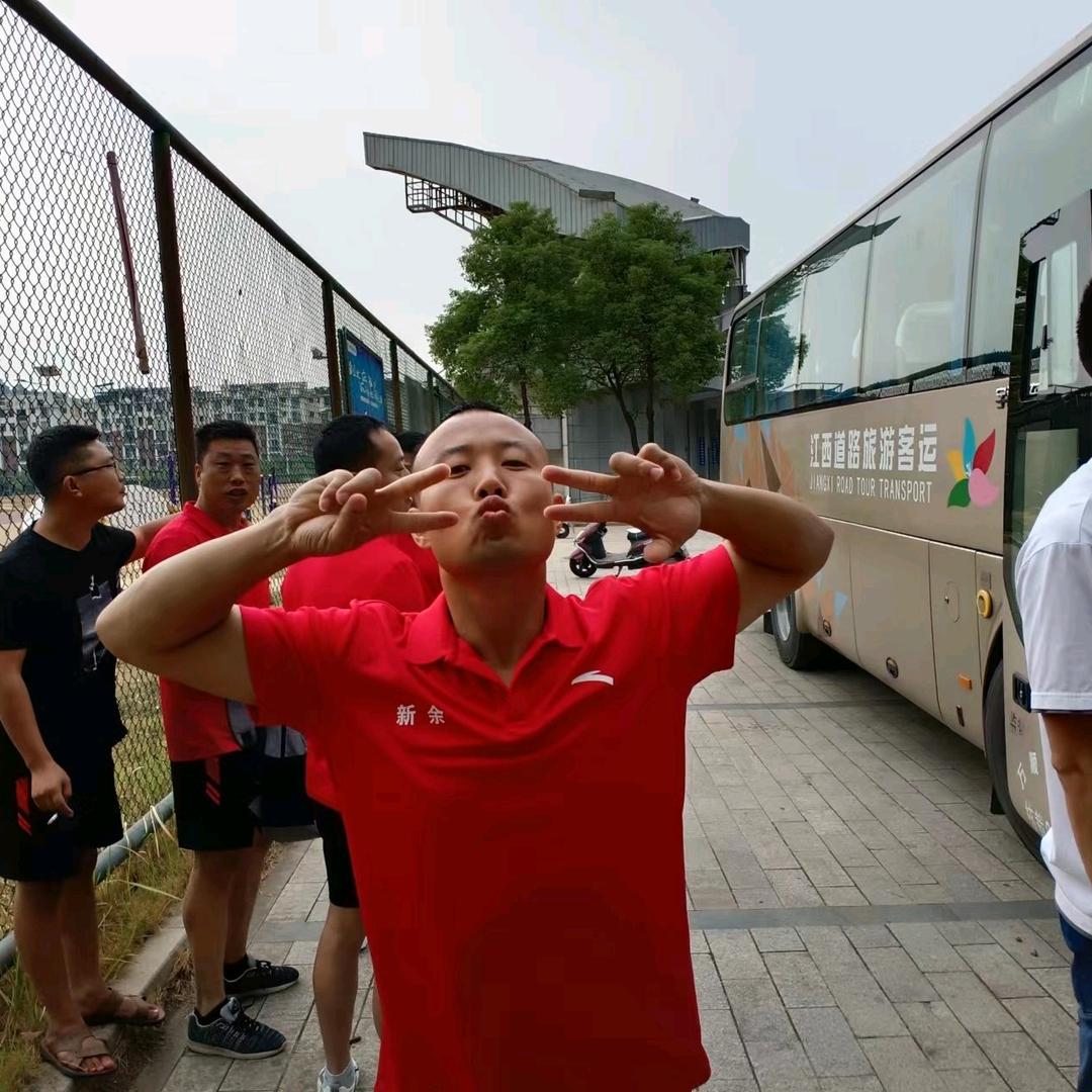 🇨🇳阿東🇨🇳