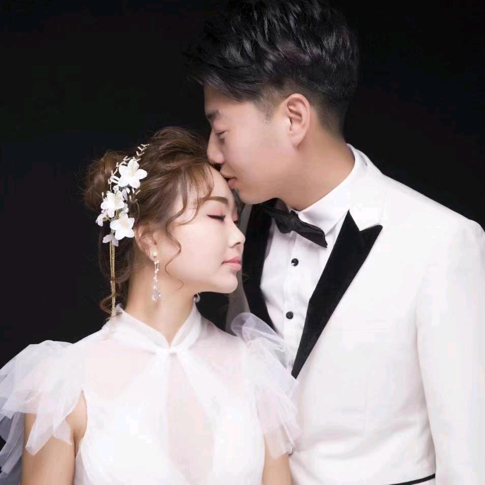 柠檬不萌但很酸