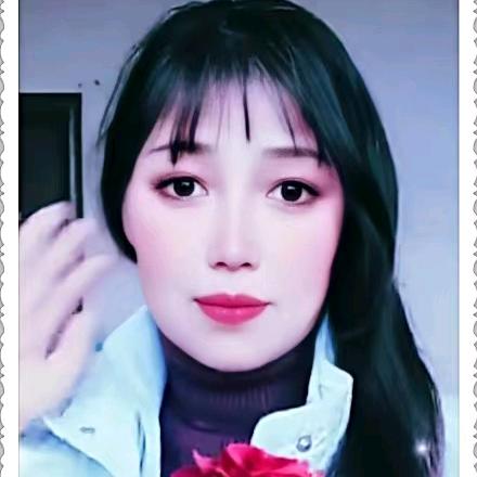 小云》