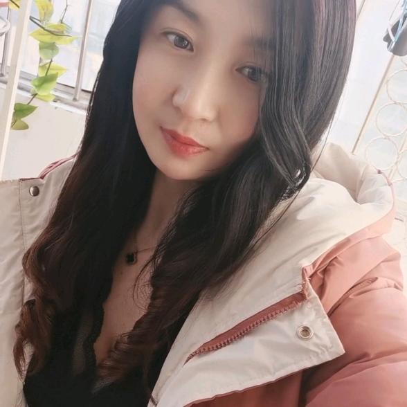 梅 梅姐