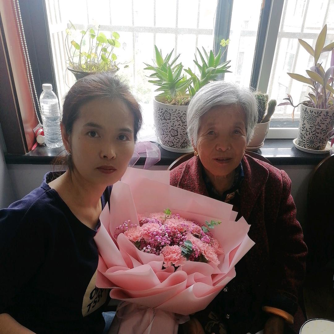 @七七年的蛇🐍，