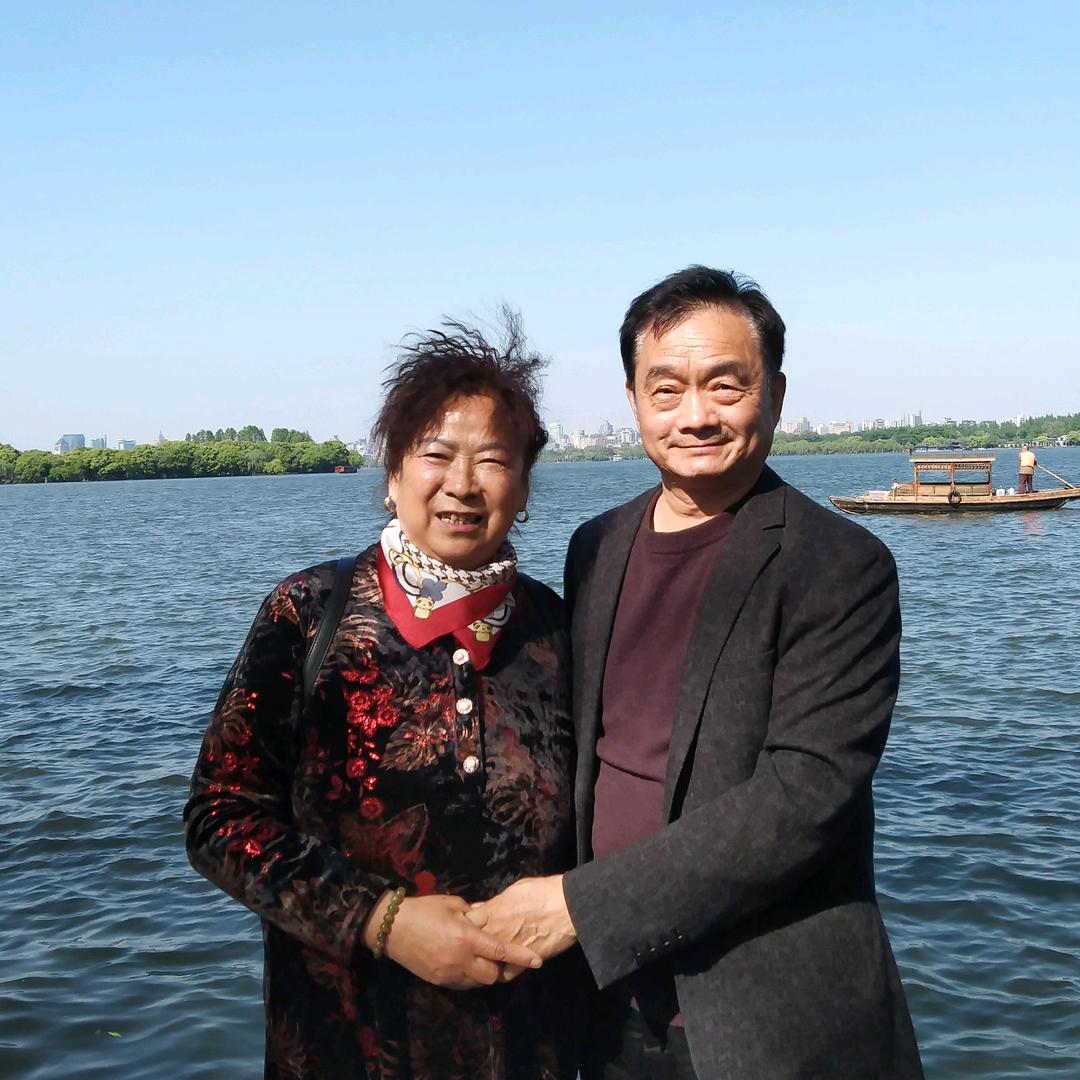 🌻一生平安🌻