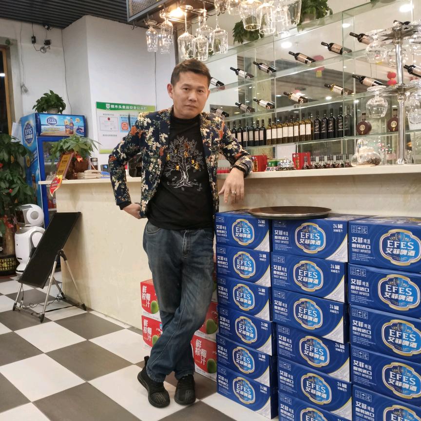 何雄(绿心农业科技)