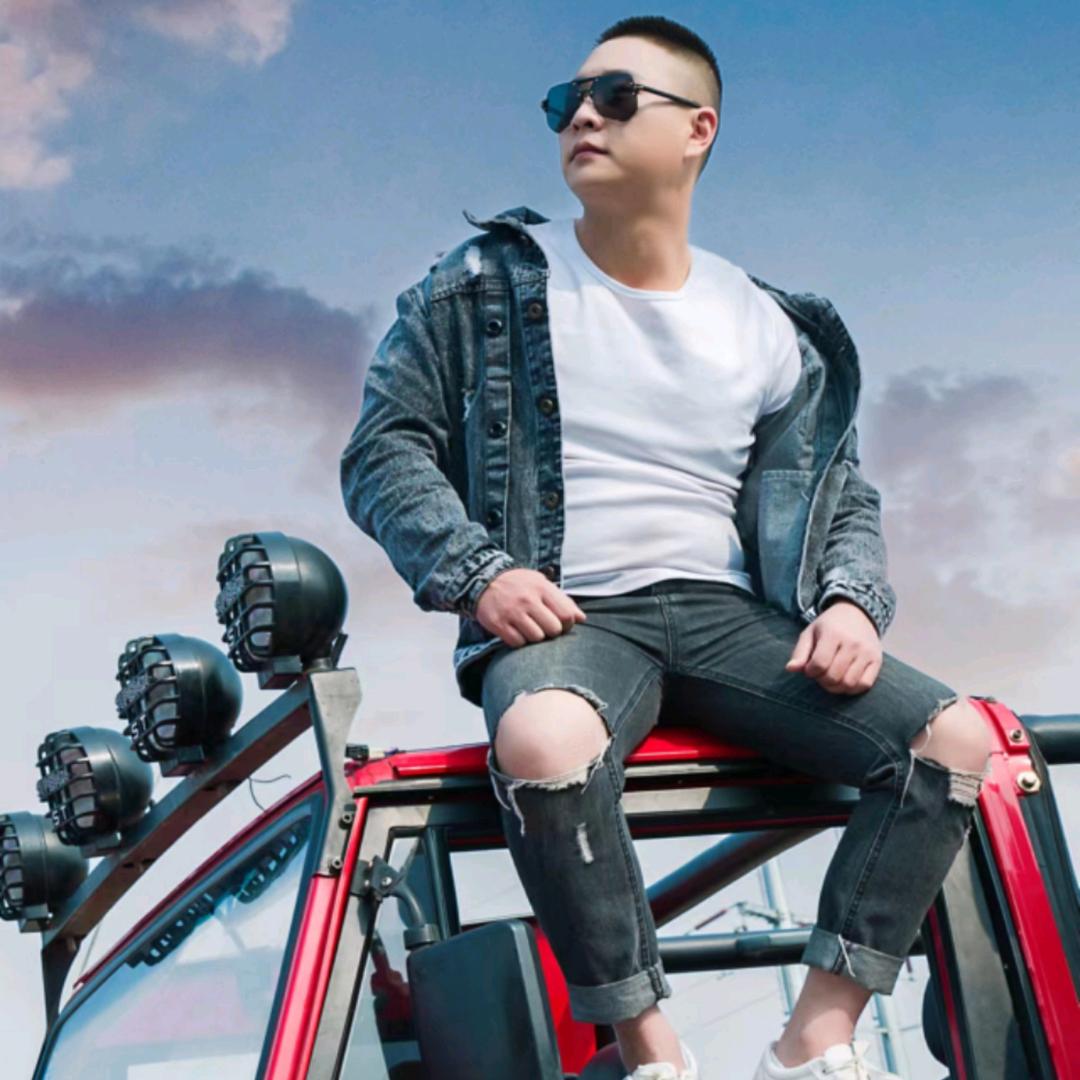 王 跑跑（佛系跑）