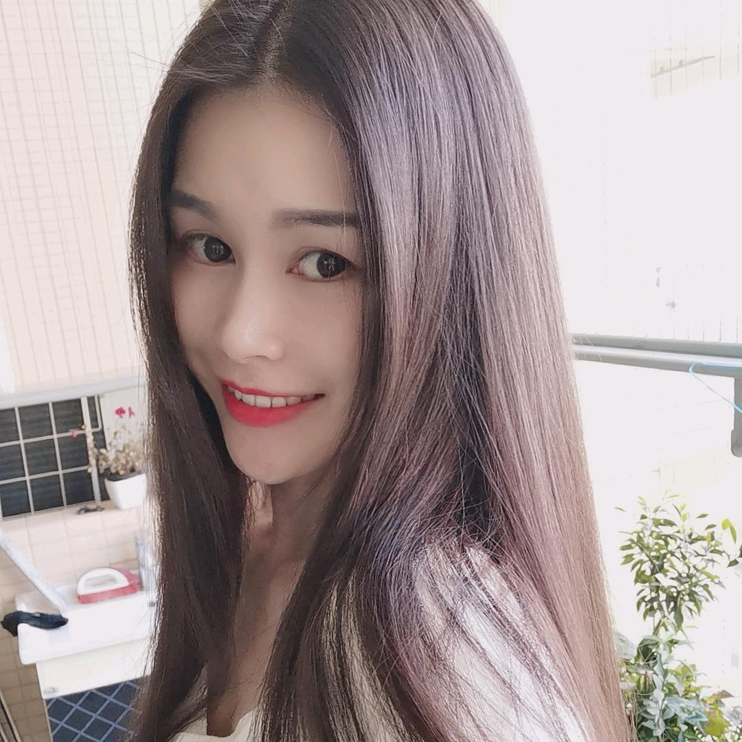 李啦啦头像