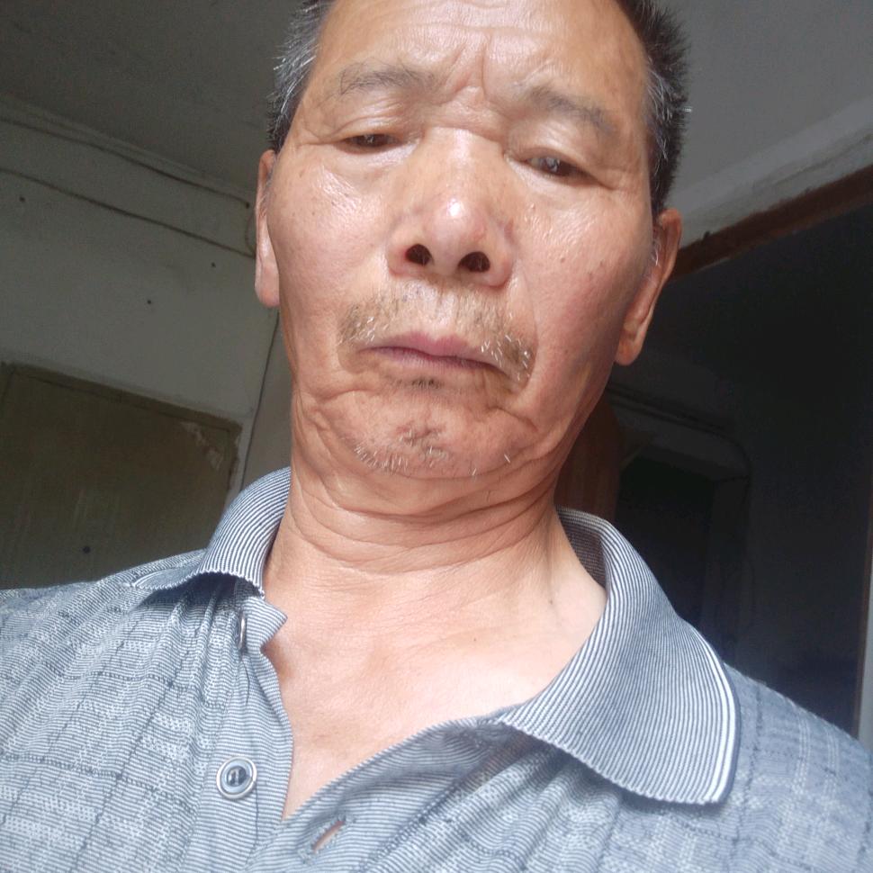 我住四川资中名叫李承龙