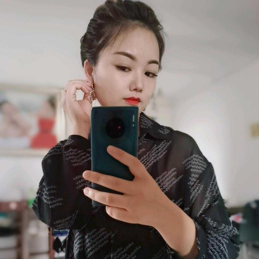 金豆金宝麻麻（福小胖饸饹面）