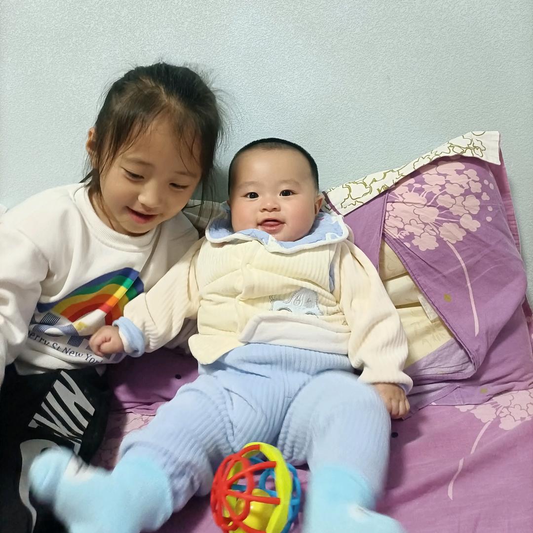 笑似心酸