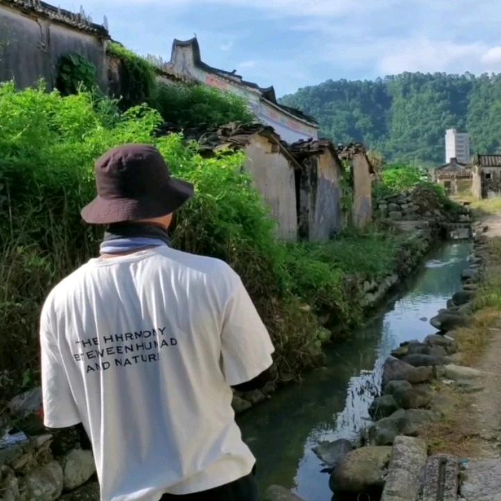 林山-03（爱路亚的-小山）