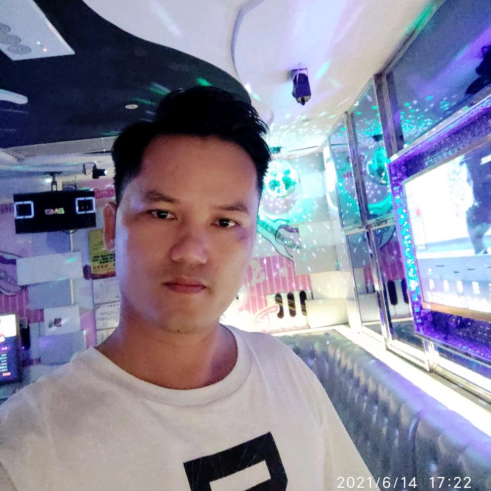 广东亮仔（清闲洗发水董事长）@抖音