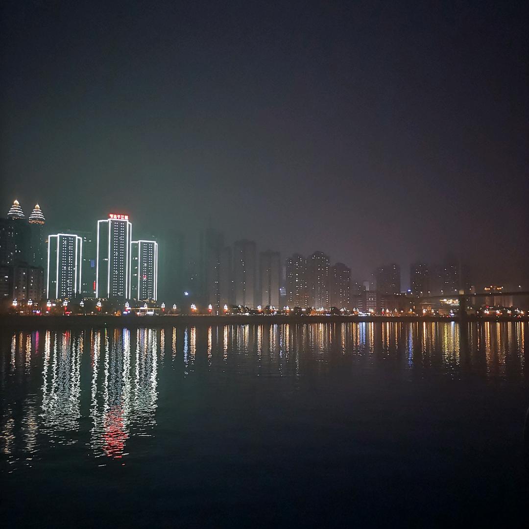 小四眼