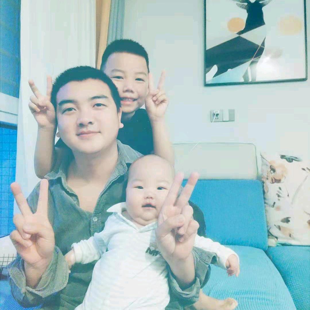 朱朝斌:向钱看向厚赚