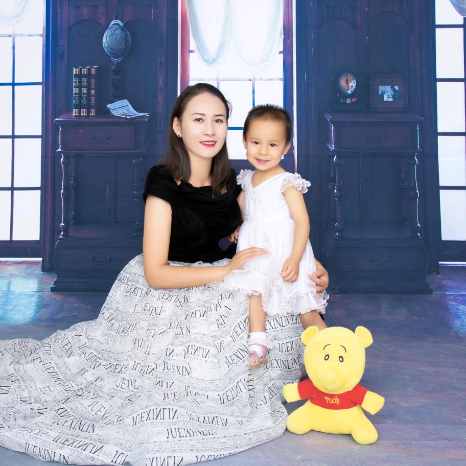 麦丽  （二胎孕妈）