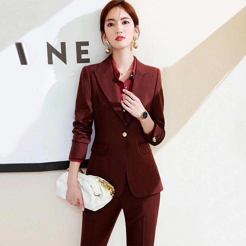 铂妃雅轻奢女装