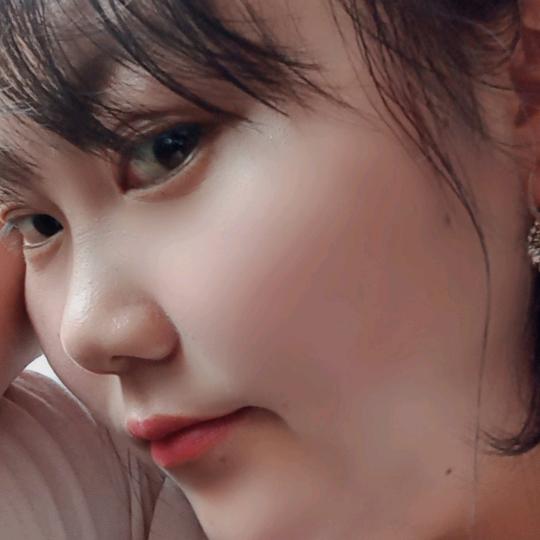 ꧁❦ 兜里✵🍡半颗糖❦꧂