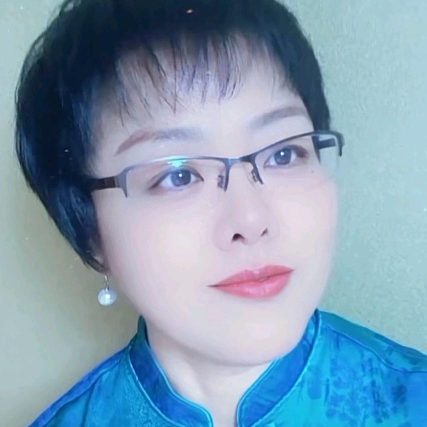 祥云姐（开心传媒中午晚上直播）