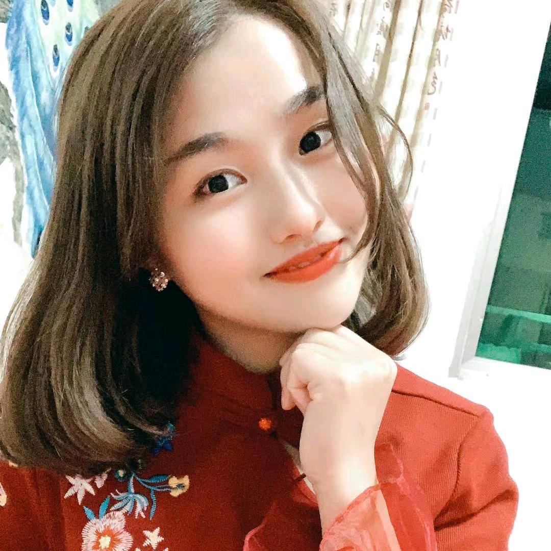 启梦艺术依依老师