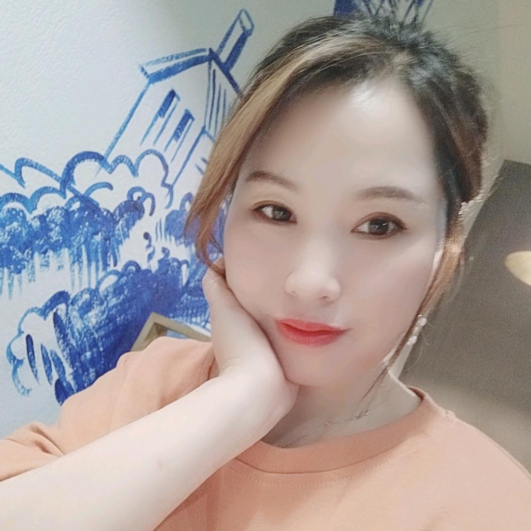西平韩宜，丽想，衣丽品牌女装