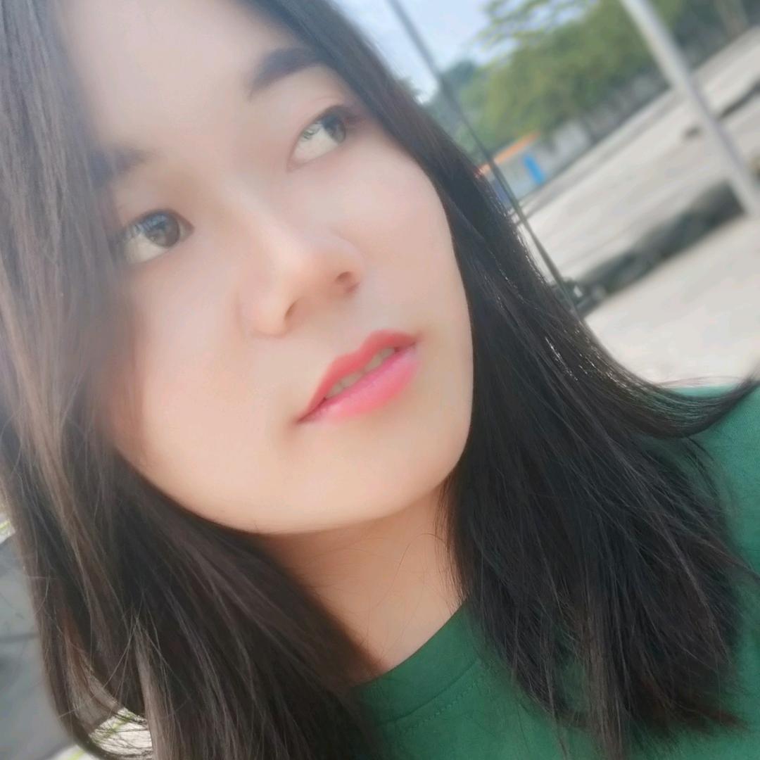 可爱小姑娘
