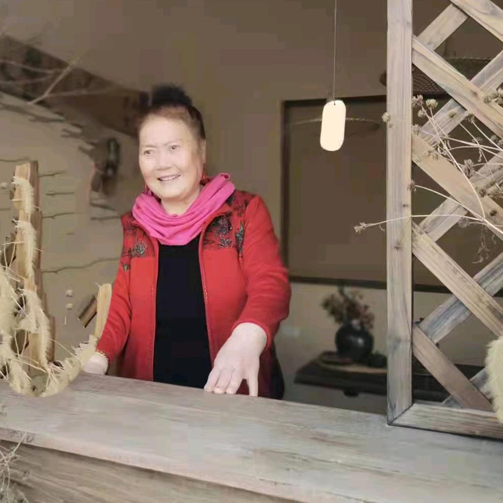 贪玩的老小孩