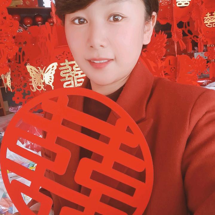 婚庆用品管家王英