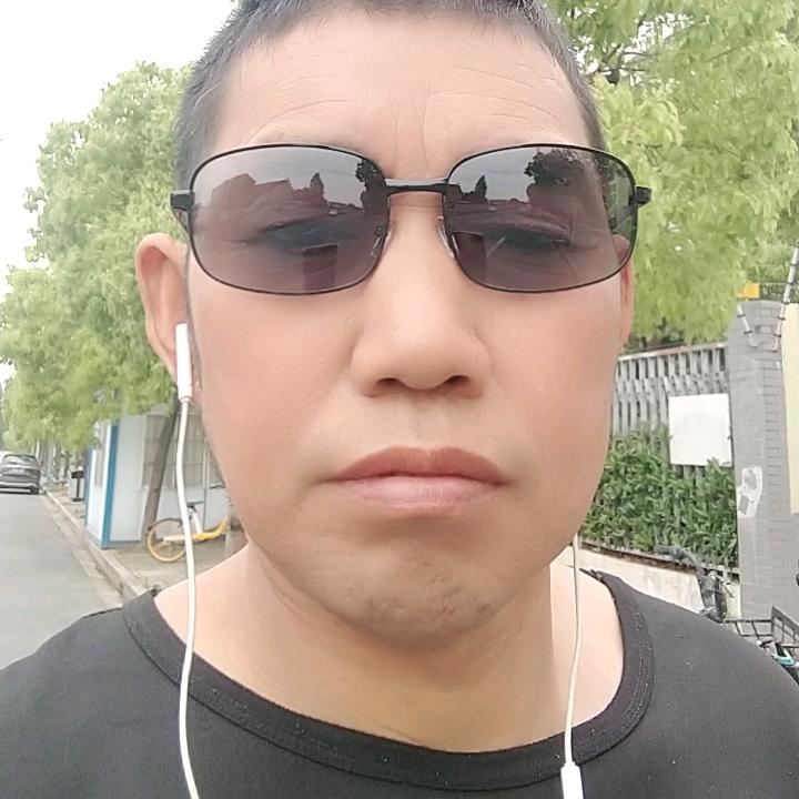 会飞的鱼🐠🐠